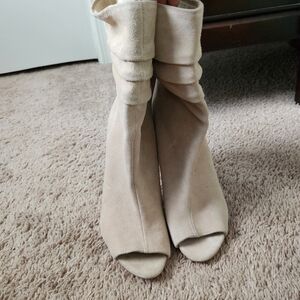 New Halston peep toe heels